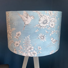 Load image into Gallery viewer, Garden Birds Lampshade
