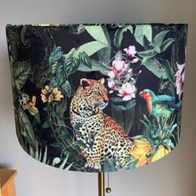 Load image into Gallery viewer, Velvet Leopard Lampshade